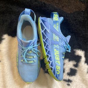 Just so so sneakers